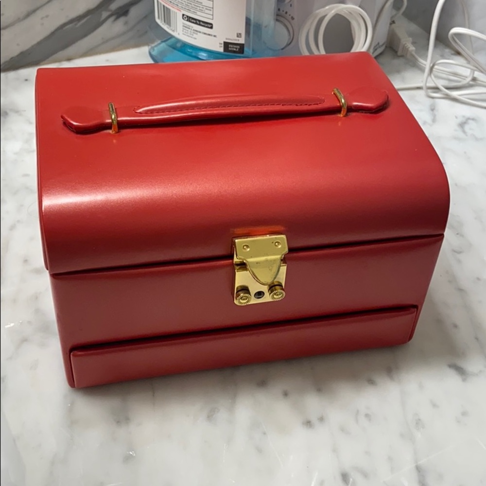 Red Jewelry box